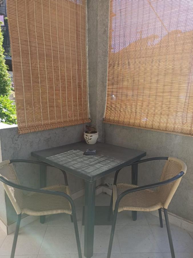 Apartman Tristan Herceg Novi Exteriör bild