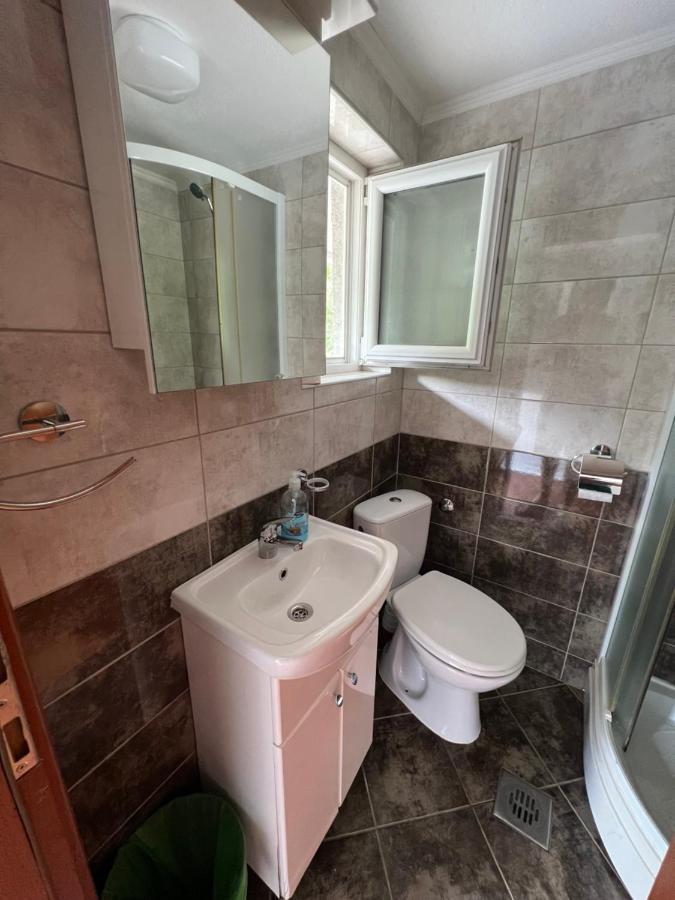 Apartman Tristan Herceg Novi Exteriör bild