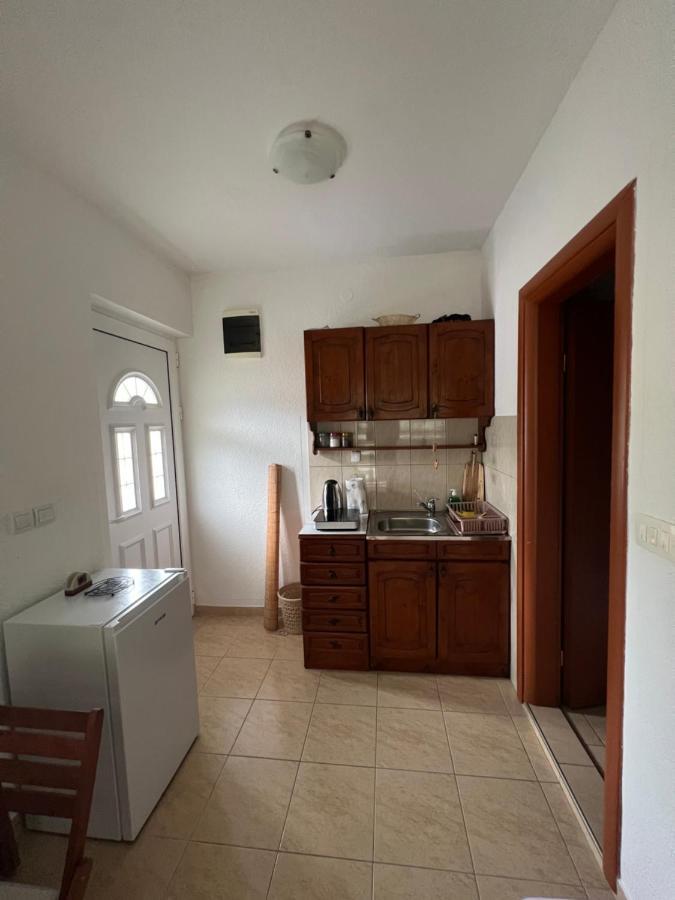 Apartman Tristan Herceg Novi Exteriör bild