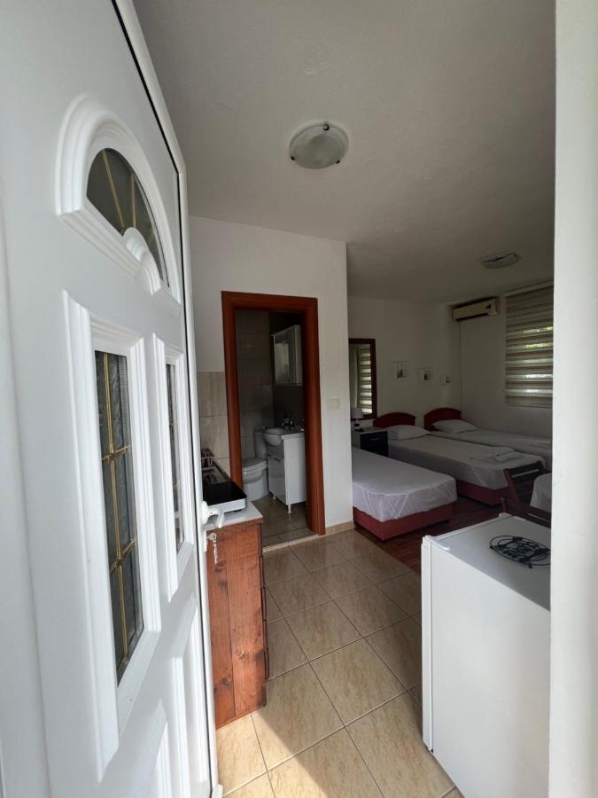 Apartman Tristan Herceg Novi Exteriör bild